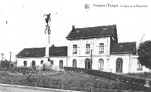 La gare et le monument